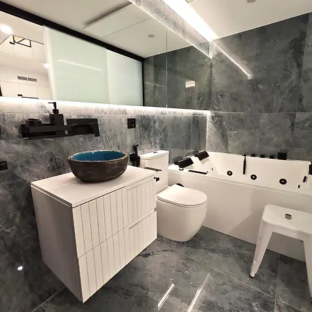 La Parada Del Rey - Luxury