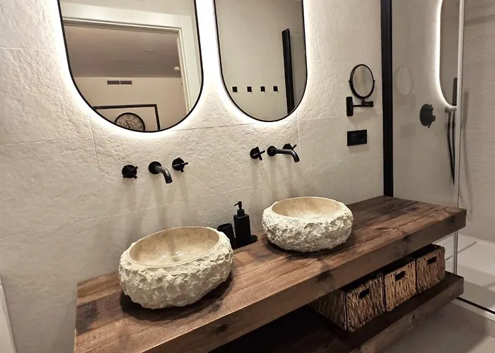 La Parada Del Rey - Luxury